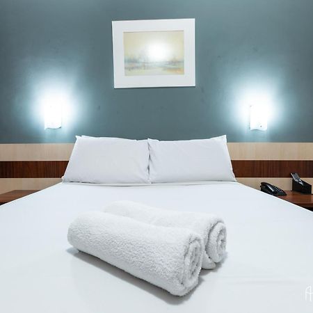 Rede Andrade Mercado Hotel クリチバ エクステリア 写真
