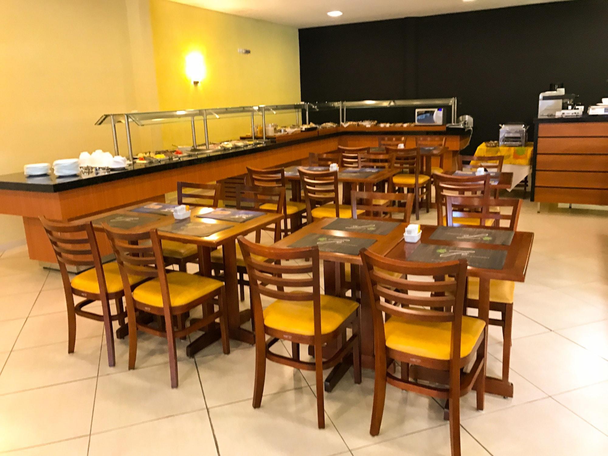 Rede Andrade Mercado Hotel クリチバ エクステリア 写真