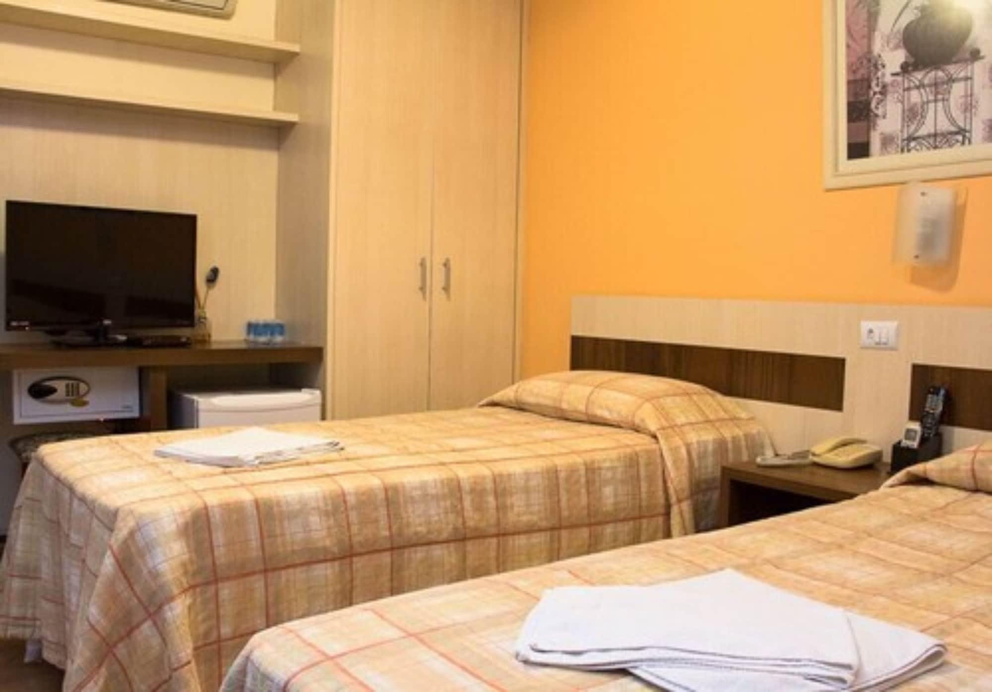 Rede Andrade Mercado Hotel クリチバ エクステリア 写真