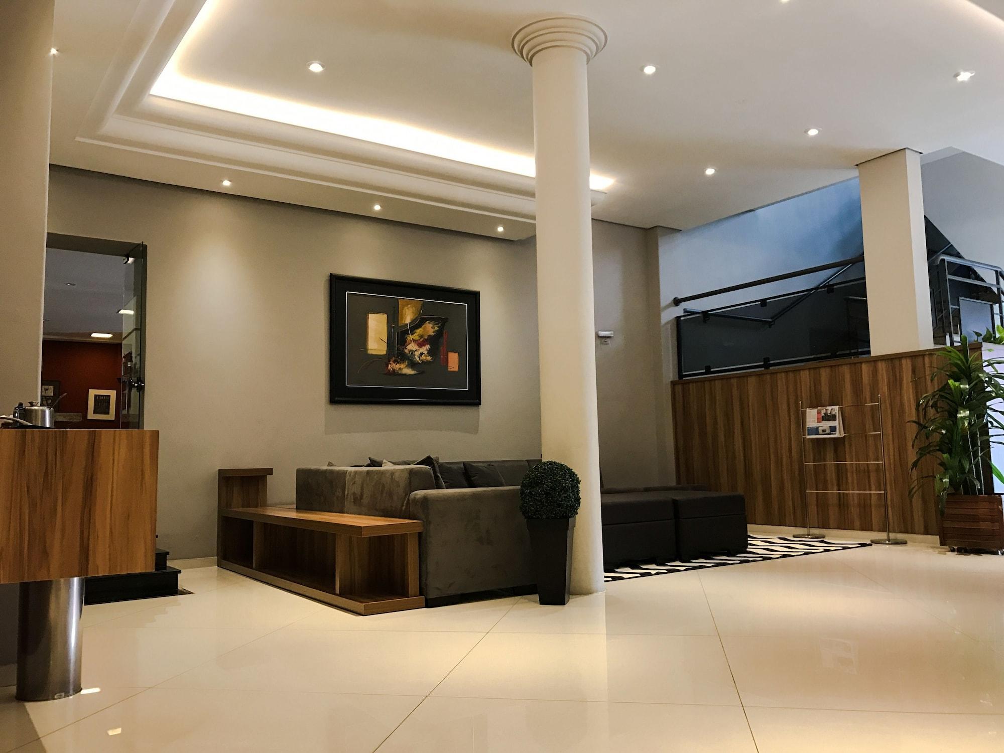 Rede Andrade Mercado Hotel クリチバ エクステリア 写真