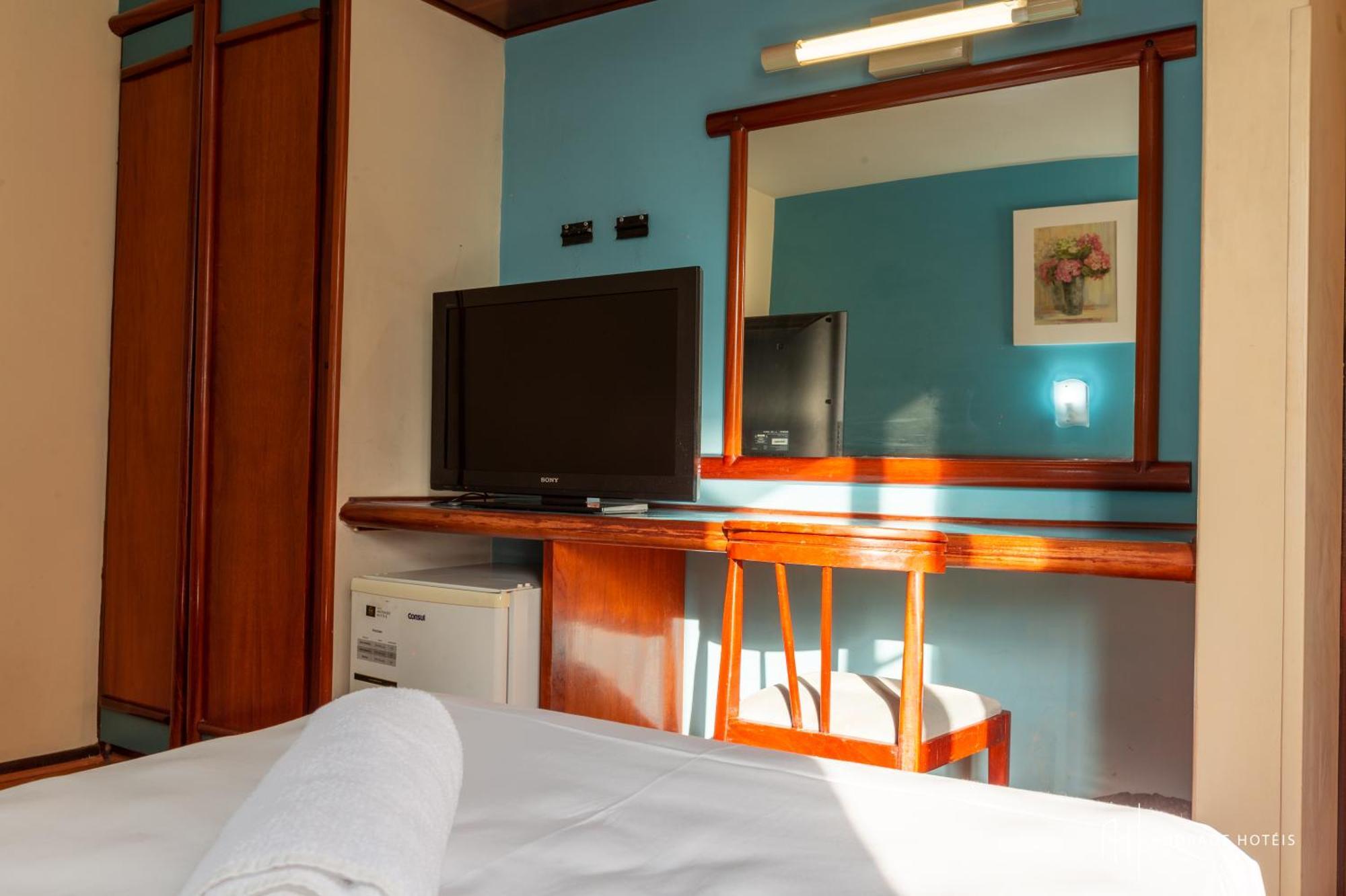 Rede Andrade Mercado Hotel クリチバ エクステリア 写真