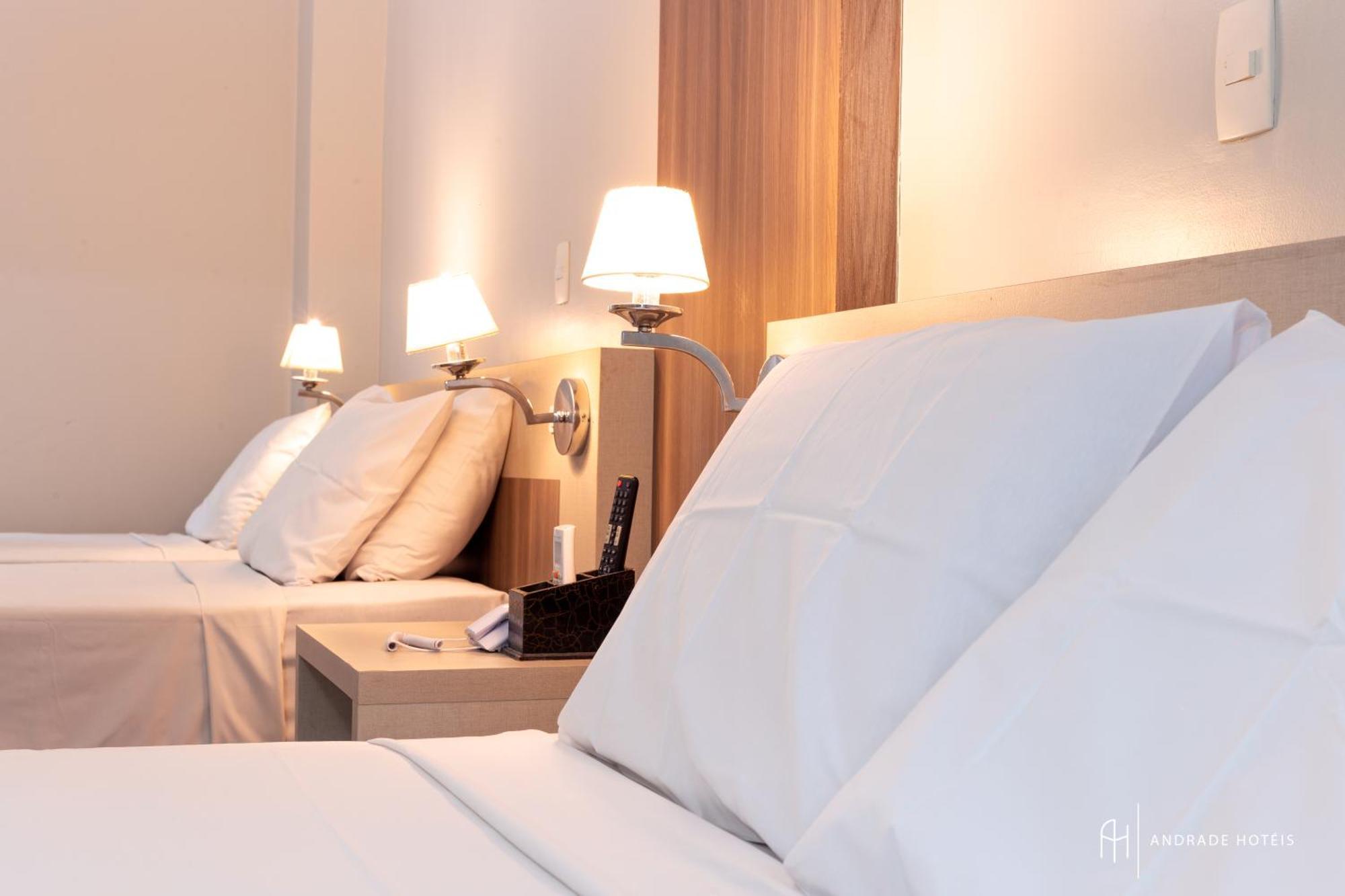 Rede Andrade Mercado Hotel クリチバ エクステリア 写真