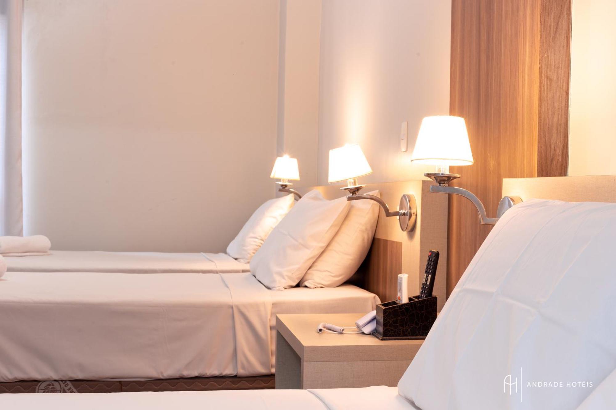 Rede Andrade Mercado Hotel クリチバ エクステリア 写真