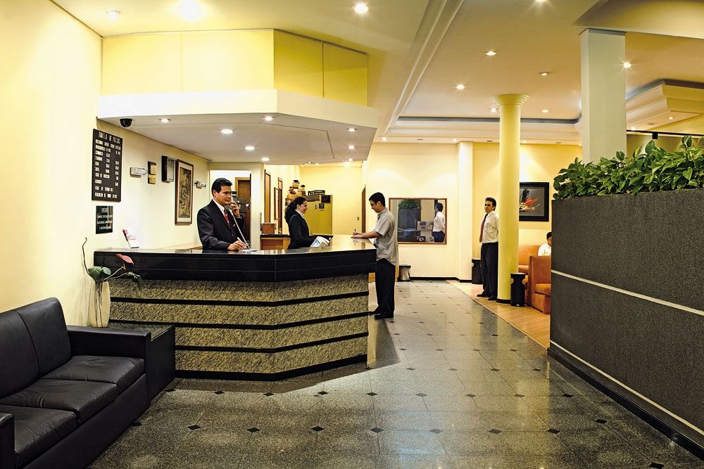 Rede Andrade Mercado Hotel クリチバ エクステリア 写真