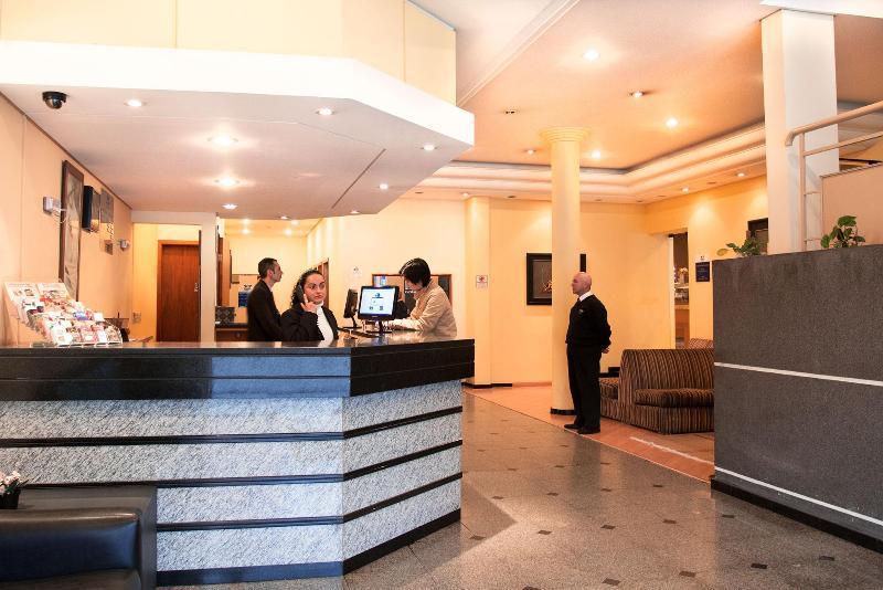 Rede Andrade Mercado Hotel クリチバ エクステリア 写真